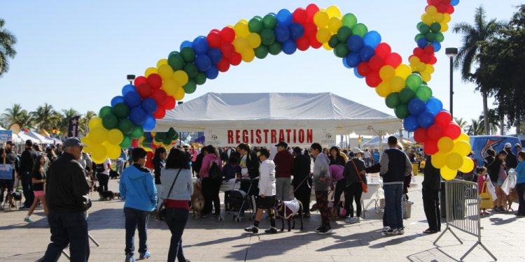 The entrance to the Walk for