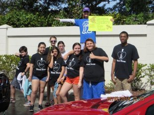 Teen Club Car Wash 2015 012